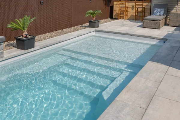 Larimar <br>(25' x 10' x 4'9")