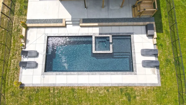 The Exquisite 35<br>(35' x 15'5" x 4' - 6'2")